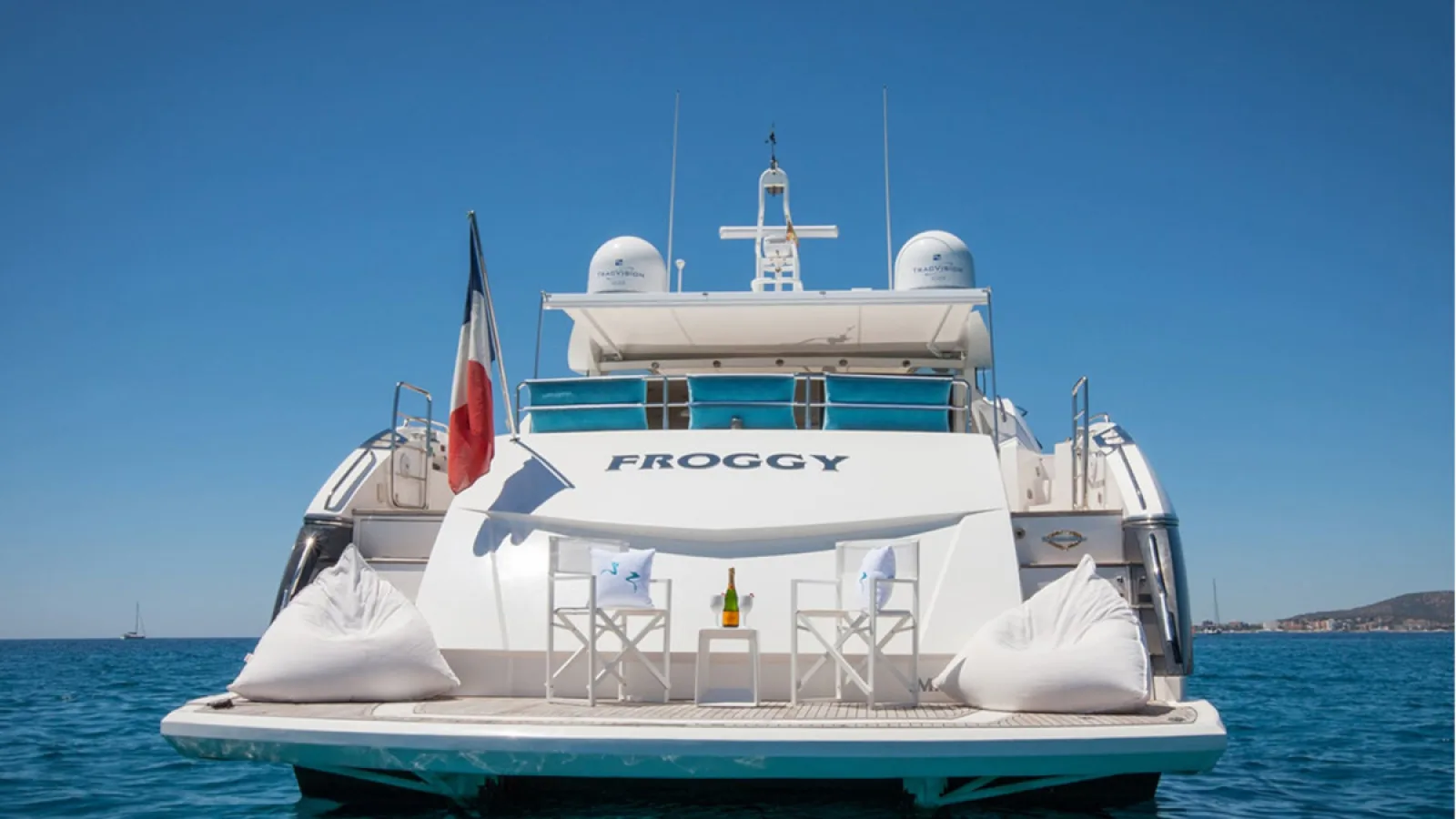 Bestboats SUNSEEKER PREDATOR 82 FROGGY – Luxusyacht chartern Mallorca
