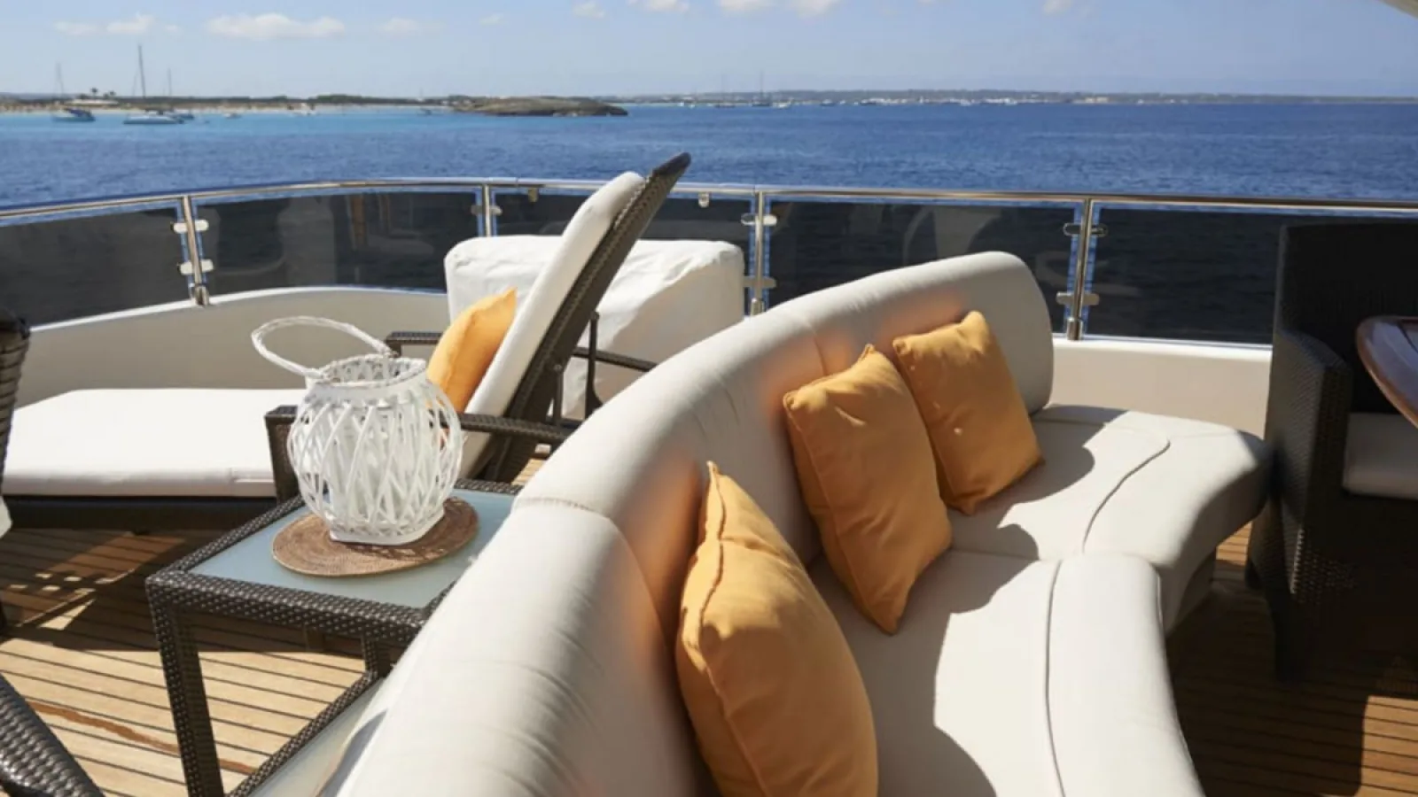 Bestboats ASTONDOA 102 GLX Kirios – Yachtcharter Mallorca