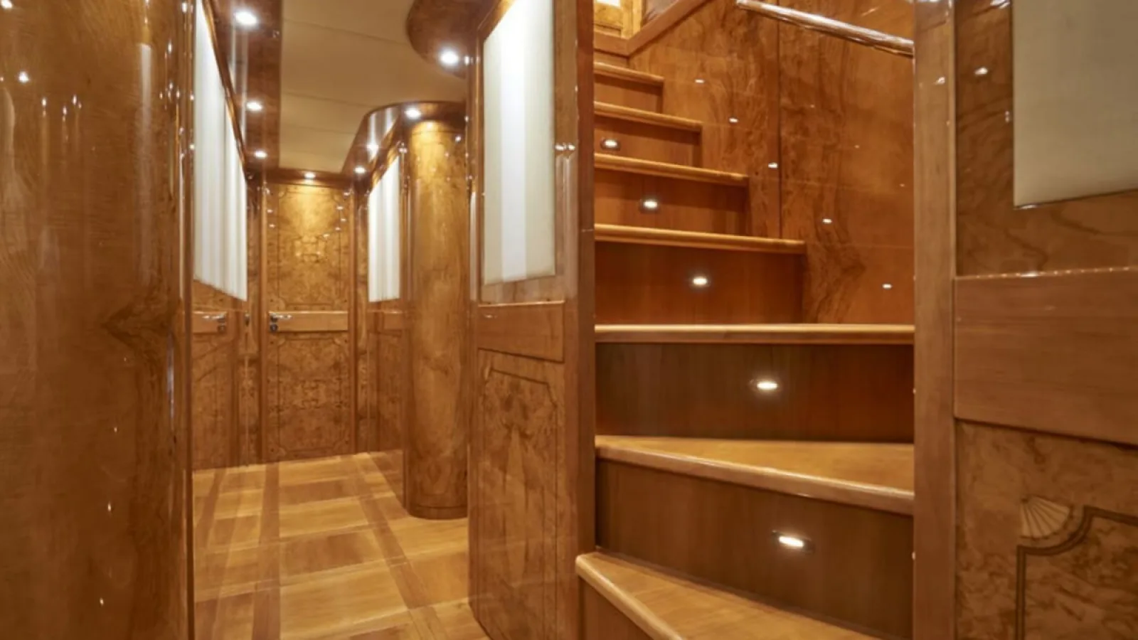Bestboats ASTONDOA 102 GLX Kirios – Exklusive Yacht Mallorca