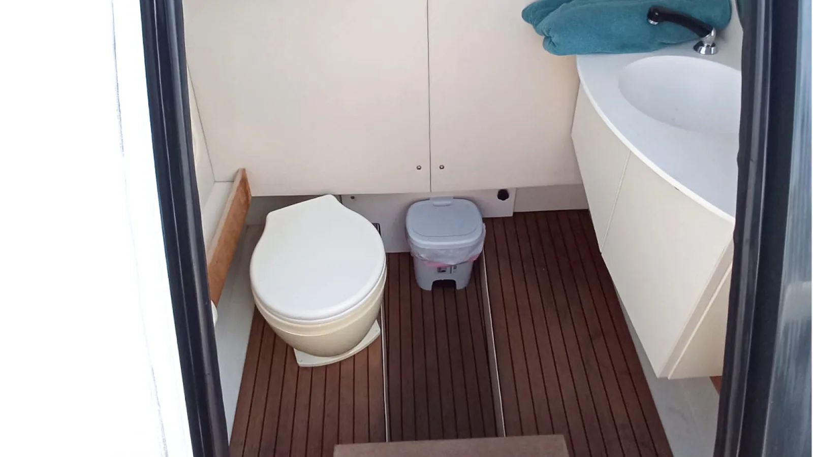 Bestboats FRAUSCHER 1017 LIDO KOI – Buy Boat Mallorca