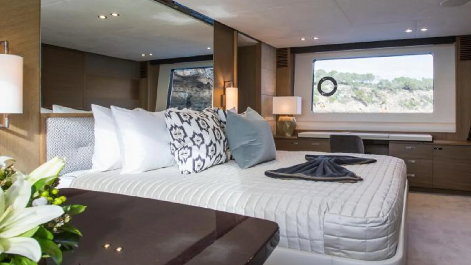 Bestboats PRINCESS 82 LA VIE – Luxusyacht chartern Mallorca