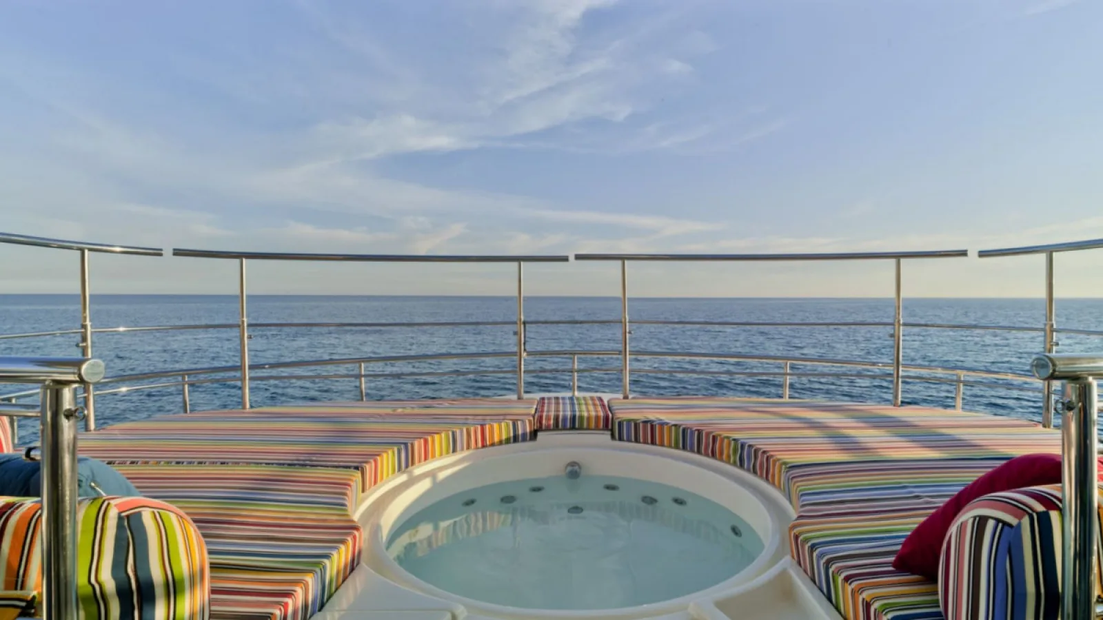 Bestboats CRN 130 Bunker – Luxus Yachtcharter Mallorca