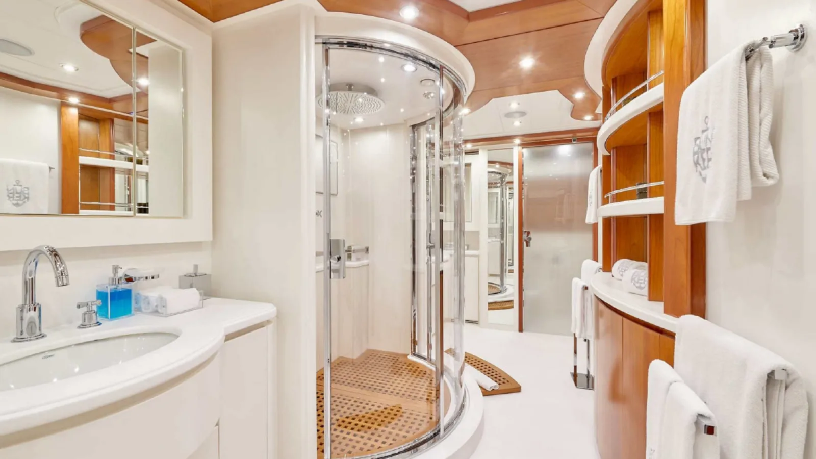Bestboats CRN 130 Bunker – Yachtcharter Mallorca