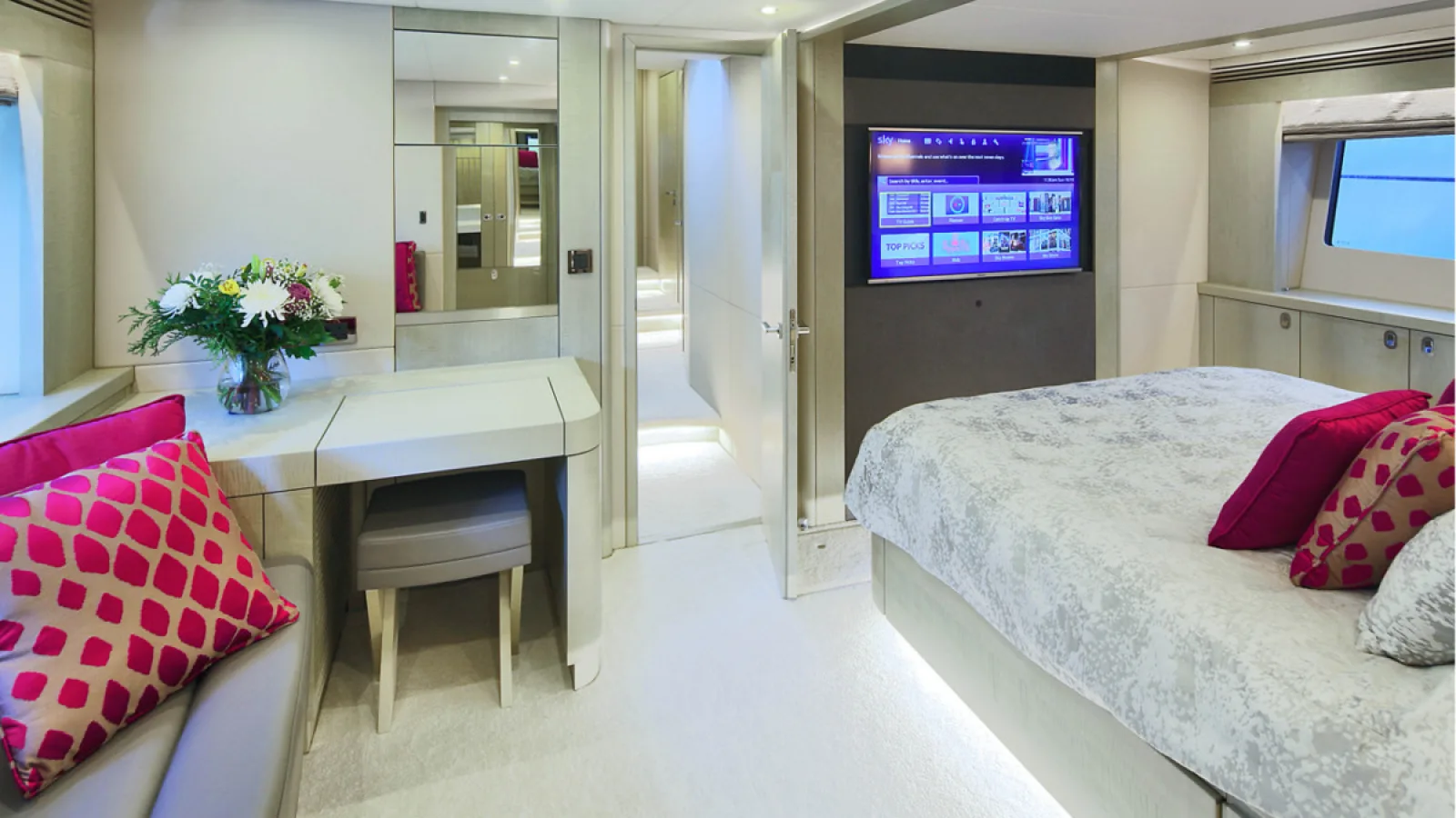 Bestboats SUNSEEKER 75 RAOUL W – Luxusyacht chartern Mallorca