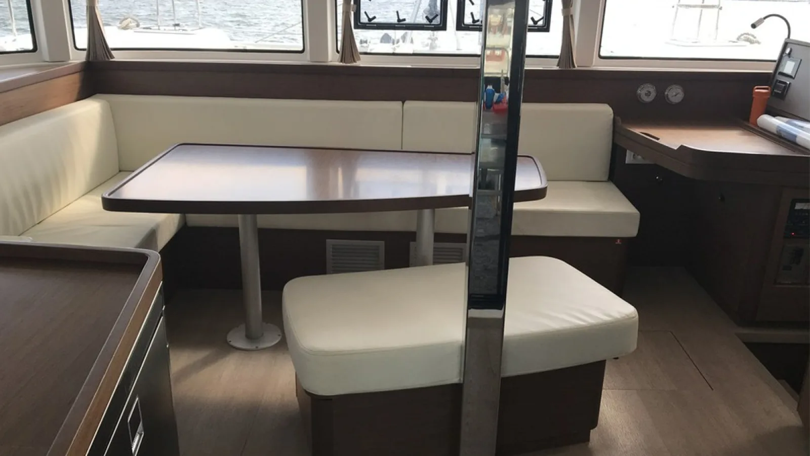 Bestboats LAGOON 42 Beta Serpentis – Katamaran Mallorca