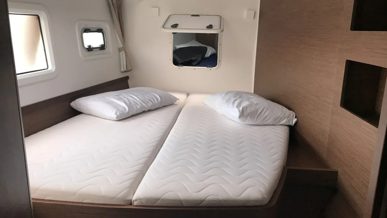 Bestboats LAGOON 42 Beta Serpentis – Katamaran chartern Mallorca