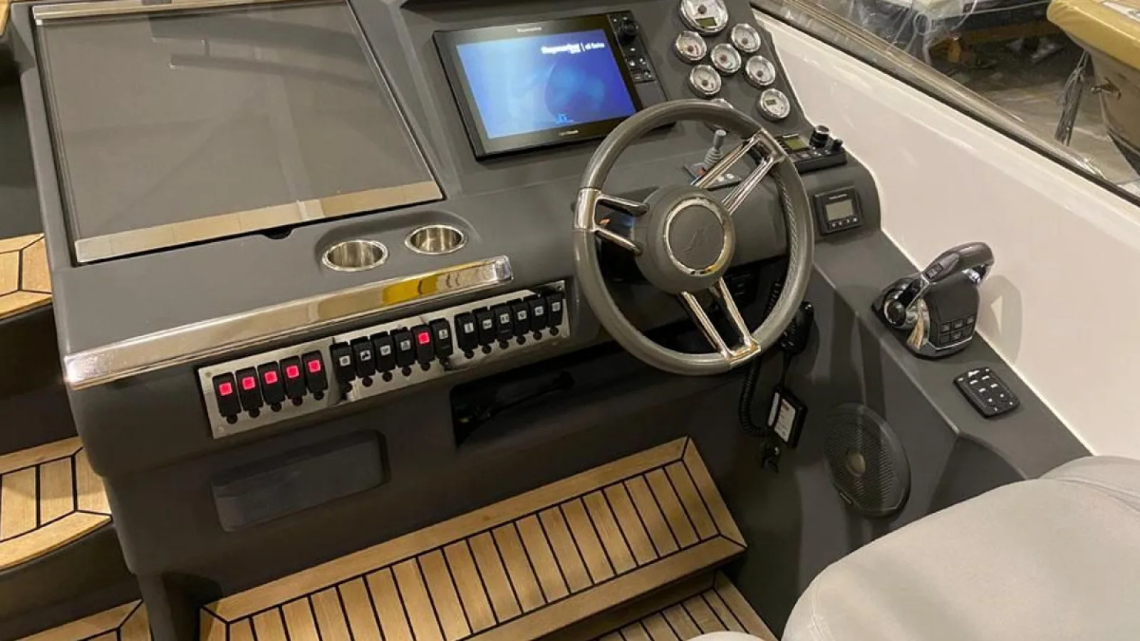 Bestboats WINDY 31 ZONDA GAUDI – Yacht Charter Mallorca