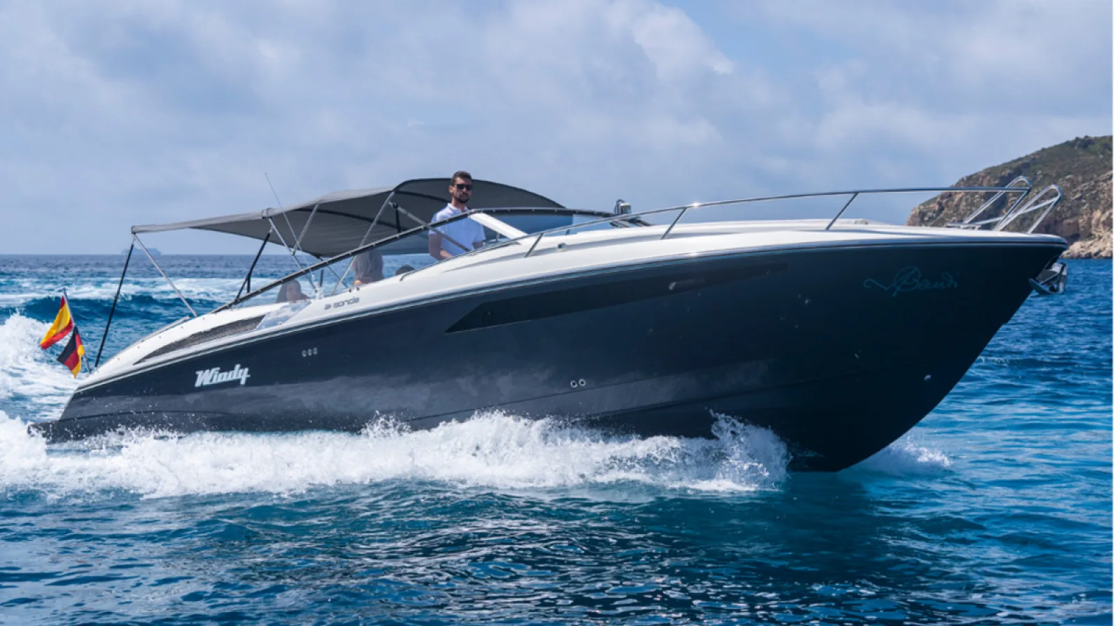 Bestboats WINDY 31 ZONDA GAUDI – Motor Yacht Rental Mallorca
