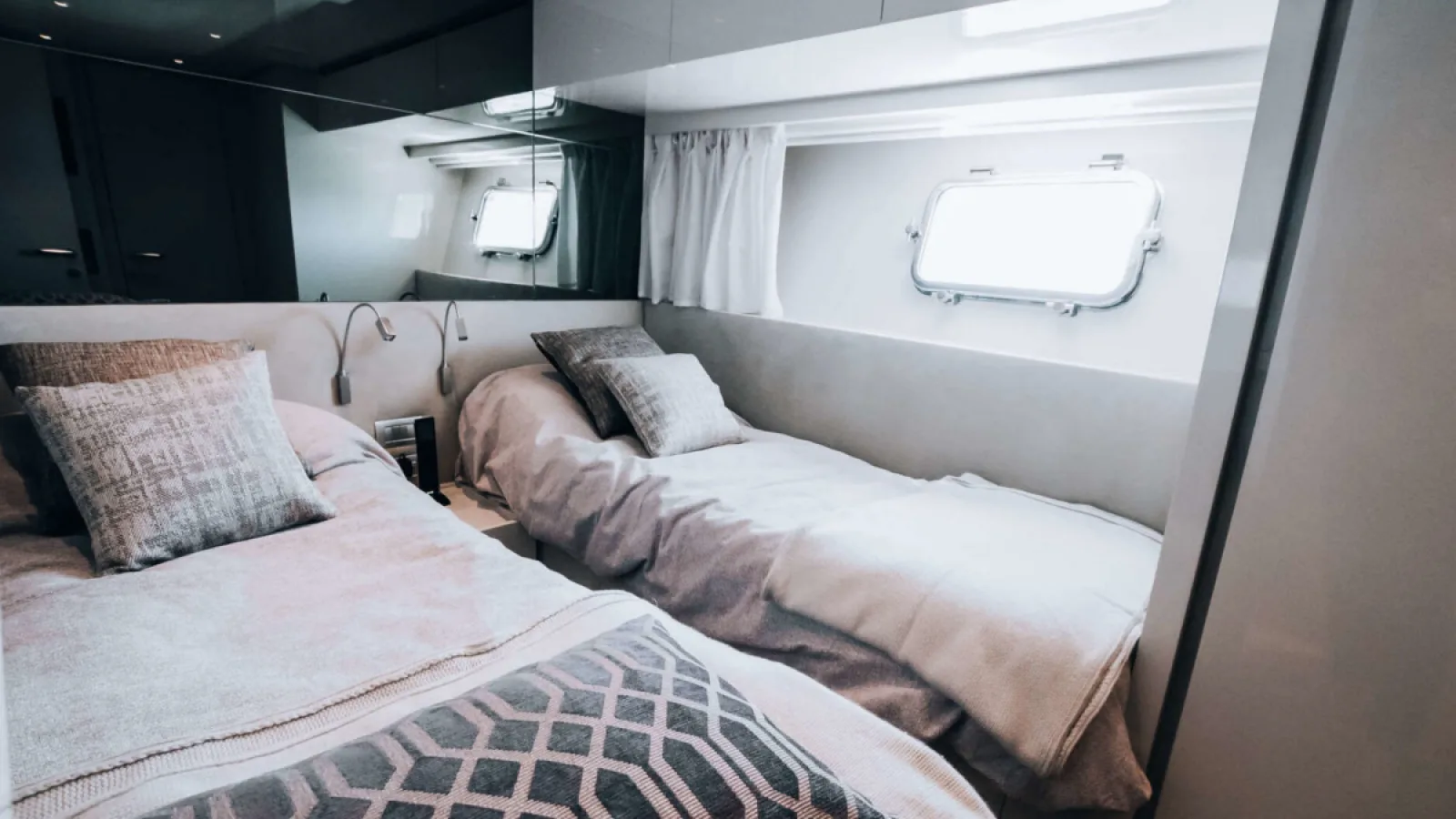 Bestboats SANLORENZO SX76 GLOBITO DE MER – Exklusive Yacht Mallorca