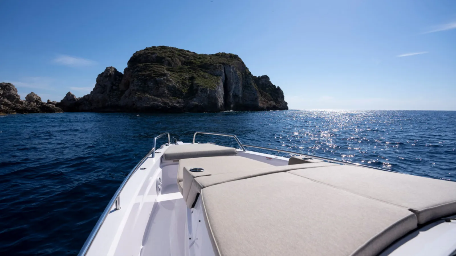 Bestboats AXOPAR 37 SUN TOP MEDITERRANA Level 33 – Motorboot mieten Mallorca