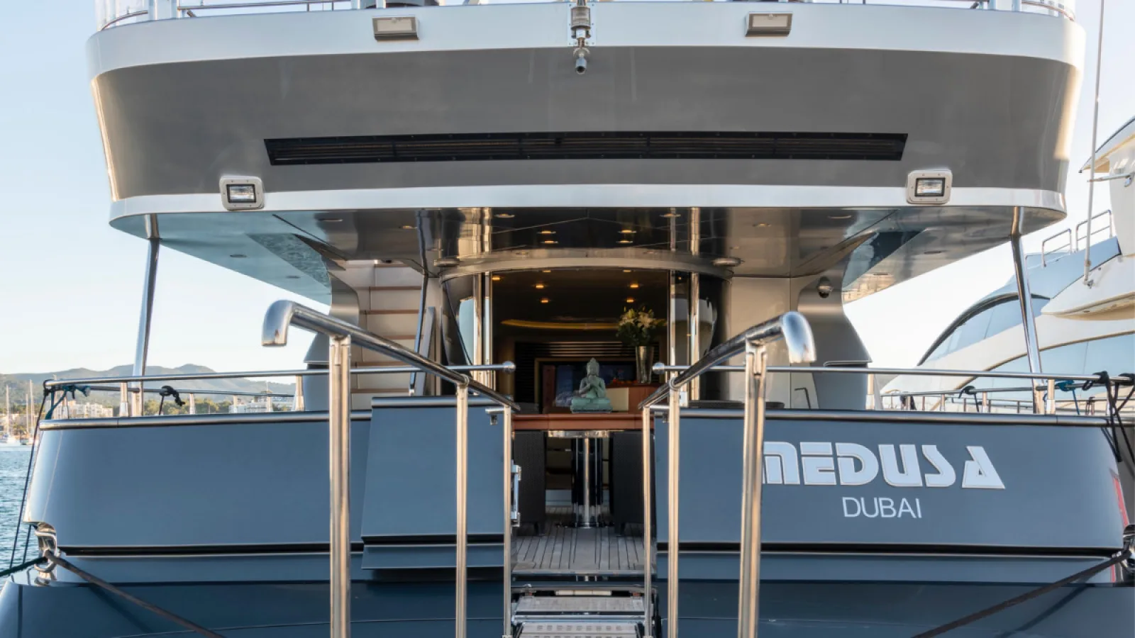 Bestboats AZIMUT 30 JUMBO Medusa – Yate Privado Mallorca