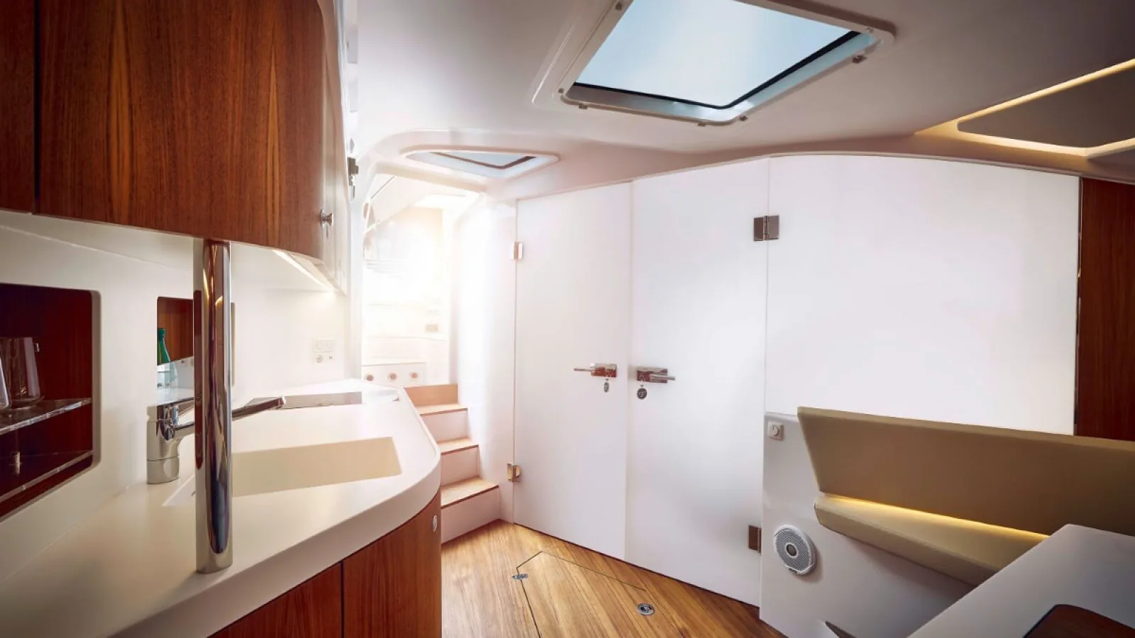 Bestboats FRAUSCHER 1414 DEMON SILVER SURFER – Motor Yacht Charter Mallorca