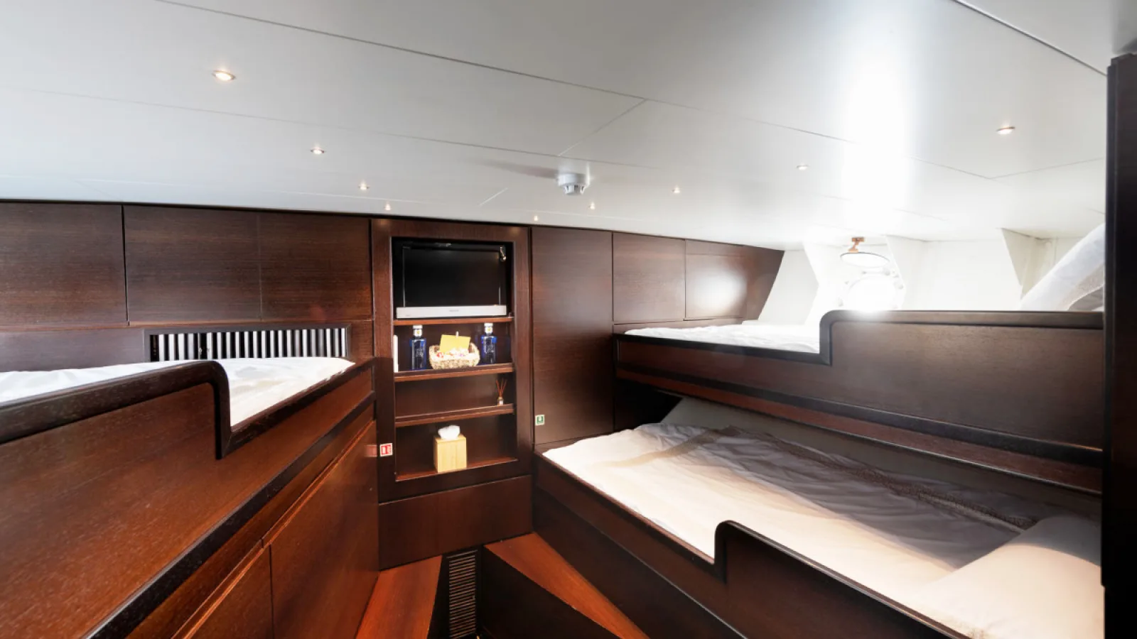 Bestboats NAVETTA 31 SEMAYA – Private Yacht Mallorca