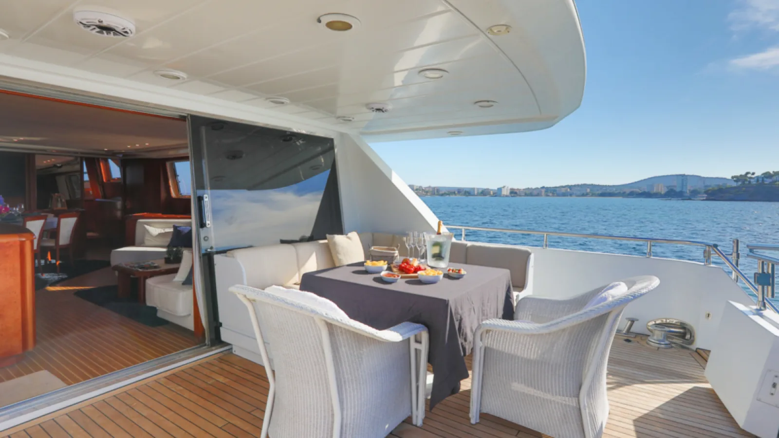 Bestboats SUPERPHANTOM 80 Paladio – Yacht Charter Mallorca