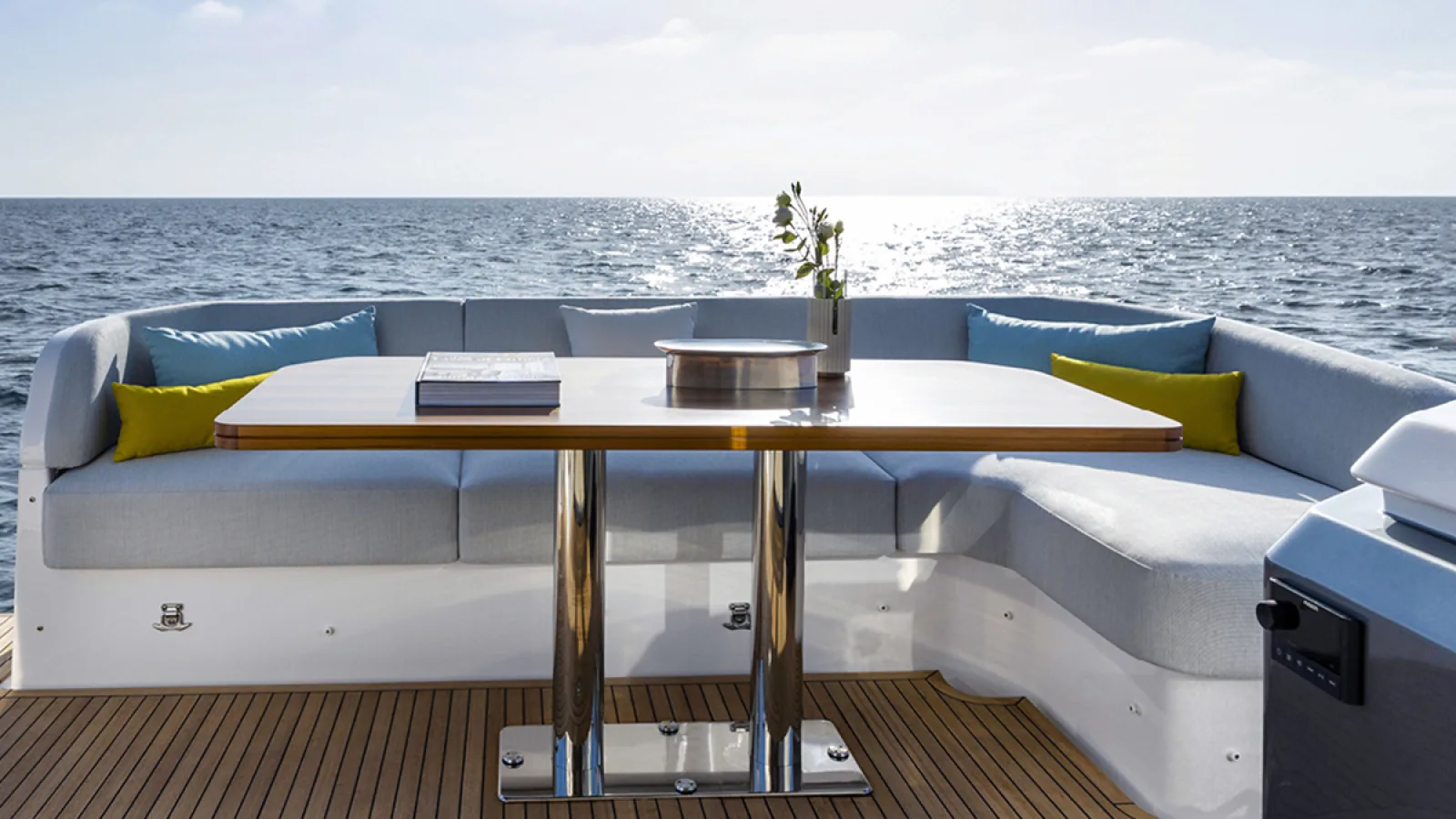 Bestboats AZIMUT 53 FLY Sea Shell – Boat Rental Mallorca