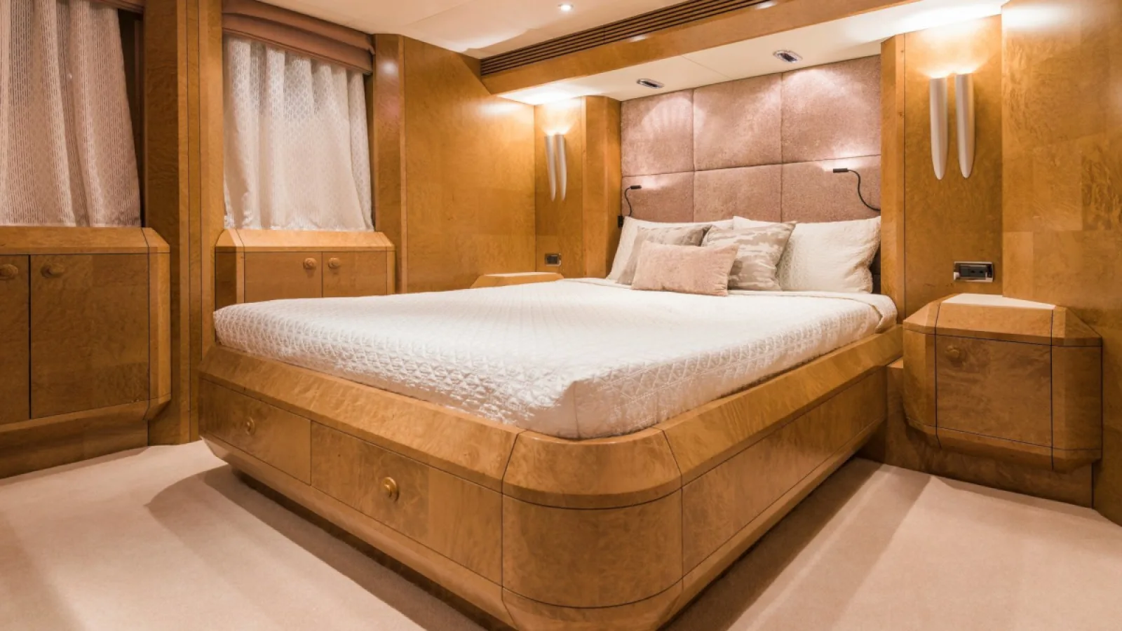 Bestboats EVOLUTION YACHTS Benita Blue – Private Yacht Mallorca