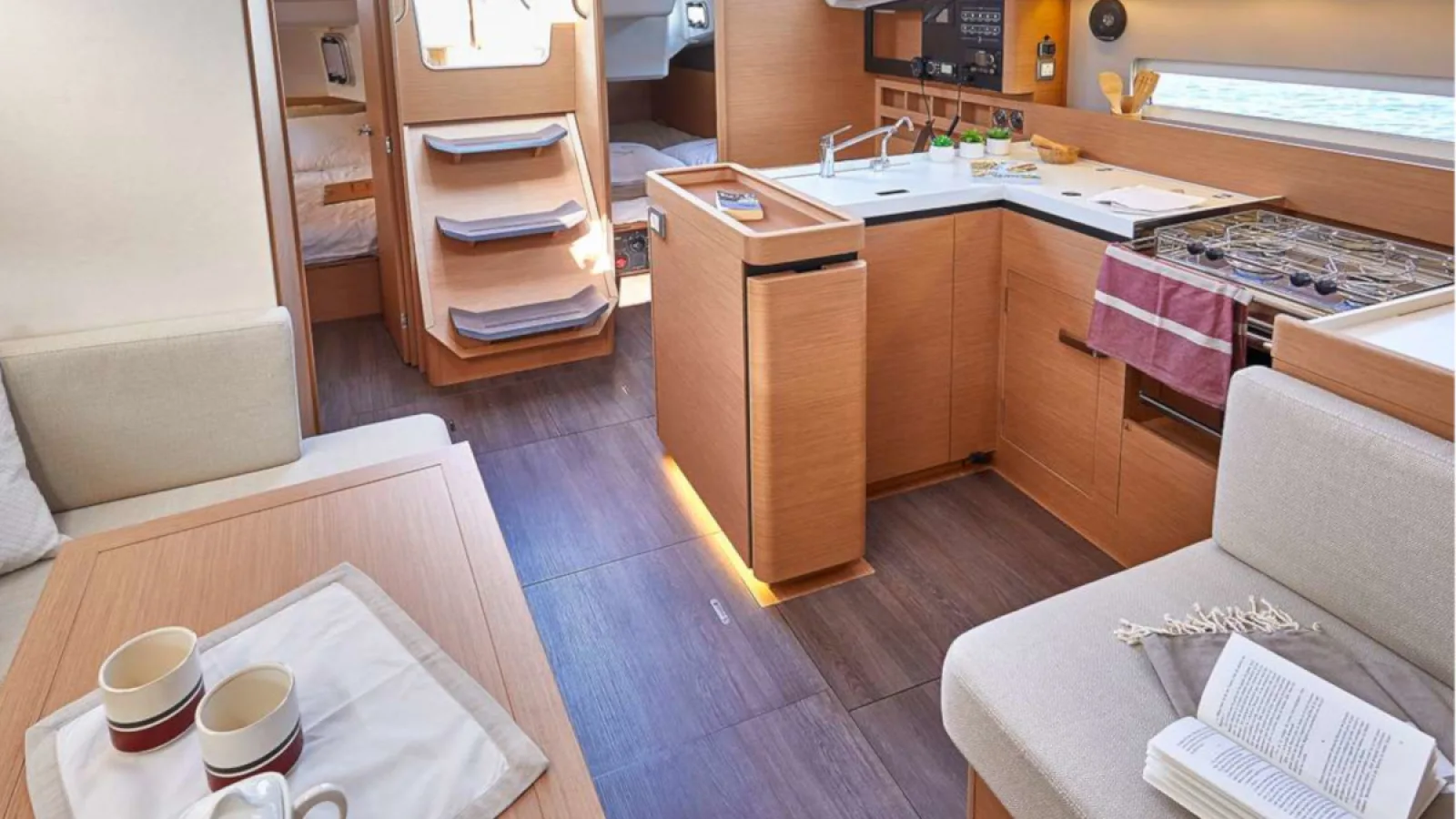 Bestboats SUN ODYSSEY 410 Naoussa – Boot mieten Mallorca
