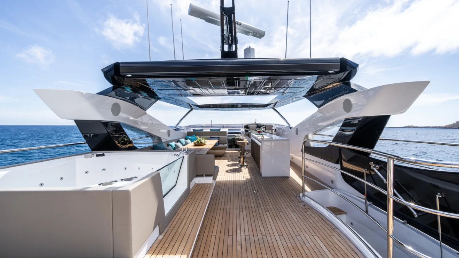 Bestboats SUNSEEKER 95 MEROS BLUE INFINITY ONE – Luxusyacht chartern Mallorca