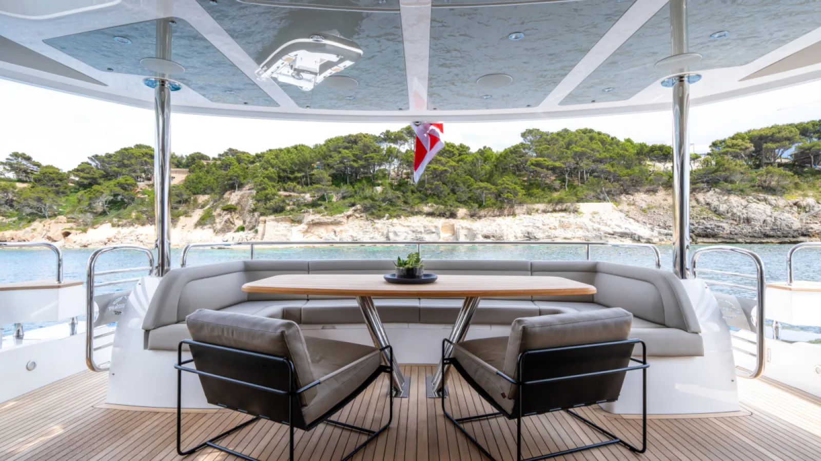 Bestboats SUNSEEKER 95 MEROS BLUE INFINITY ONE – Luxusyacht mieten Mallorca