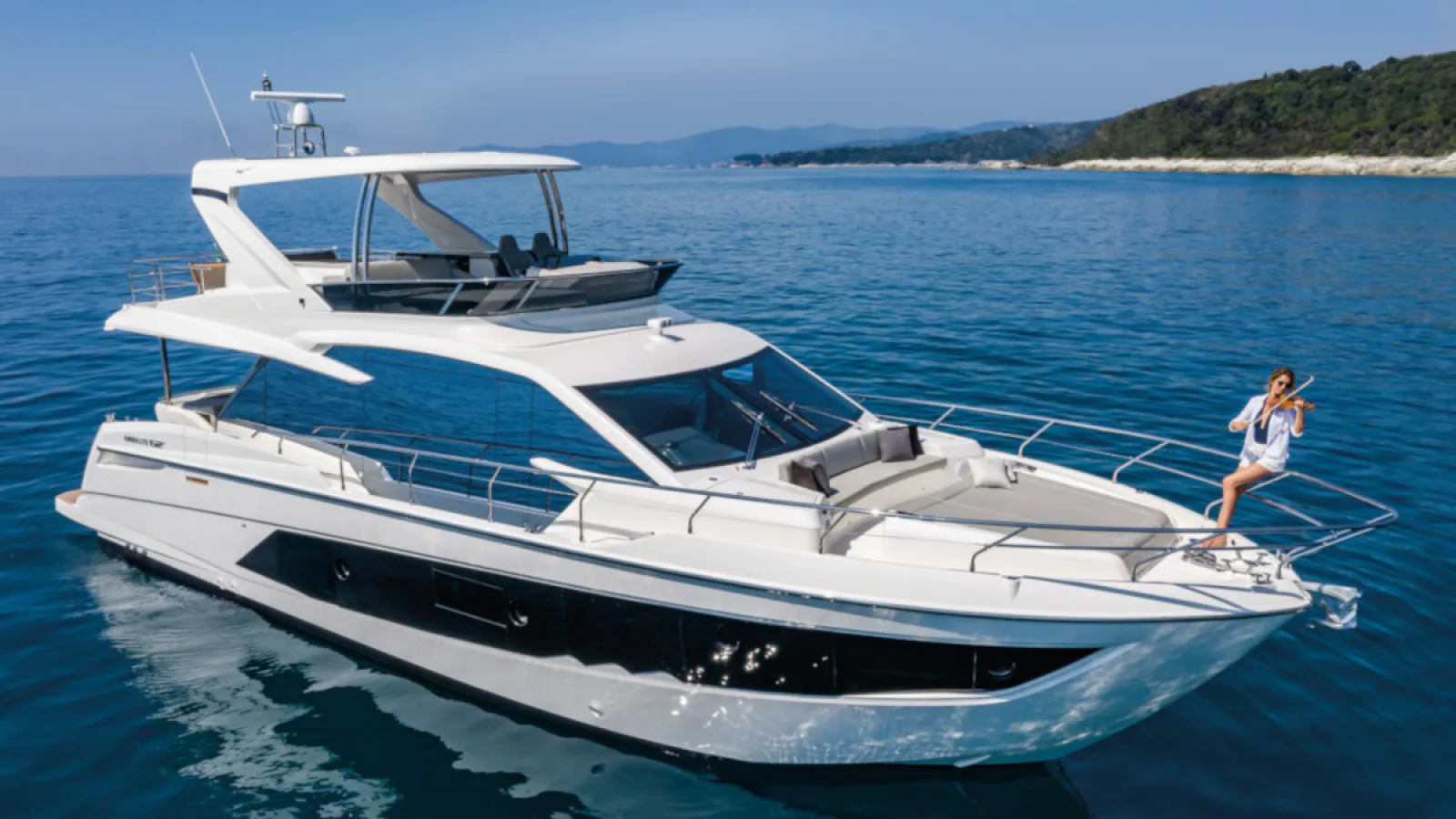 Bestboats ABSOLUTE 62 FLY Emilia II – Rent Boat Mallorca