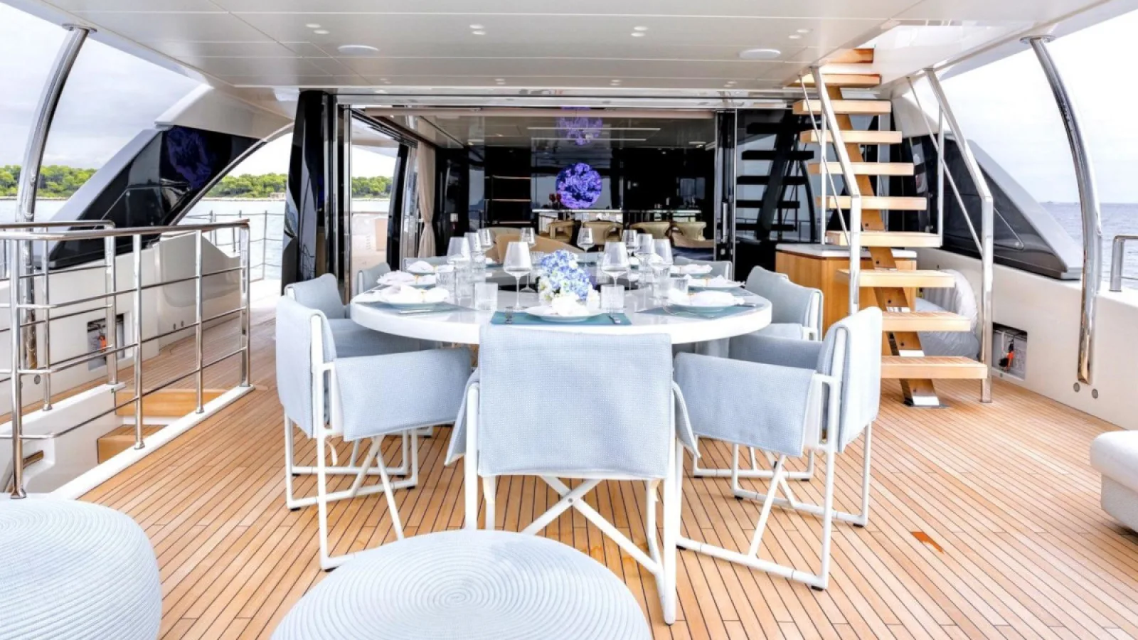 Bestboats SANLORENZO SD118 Sabbatical – Luxus Yachtcharter Mallorca