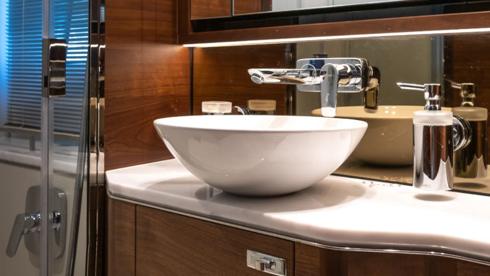 Bestboats PRINCESS F55 SEVEN – Yacht For Sale Mallorca