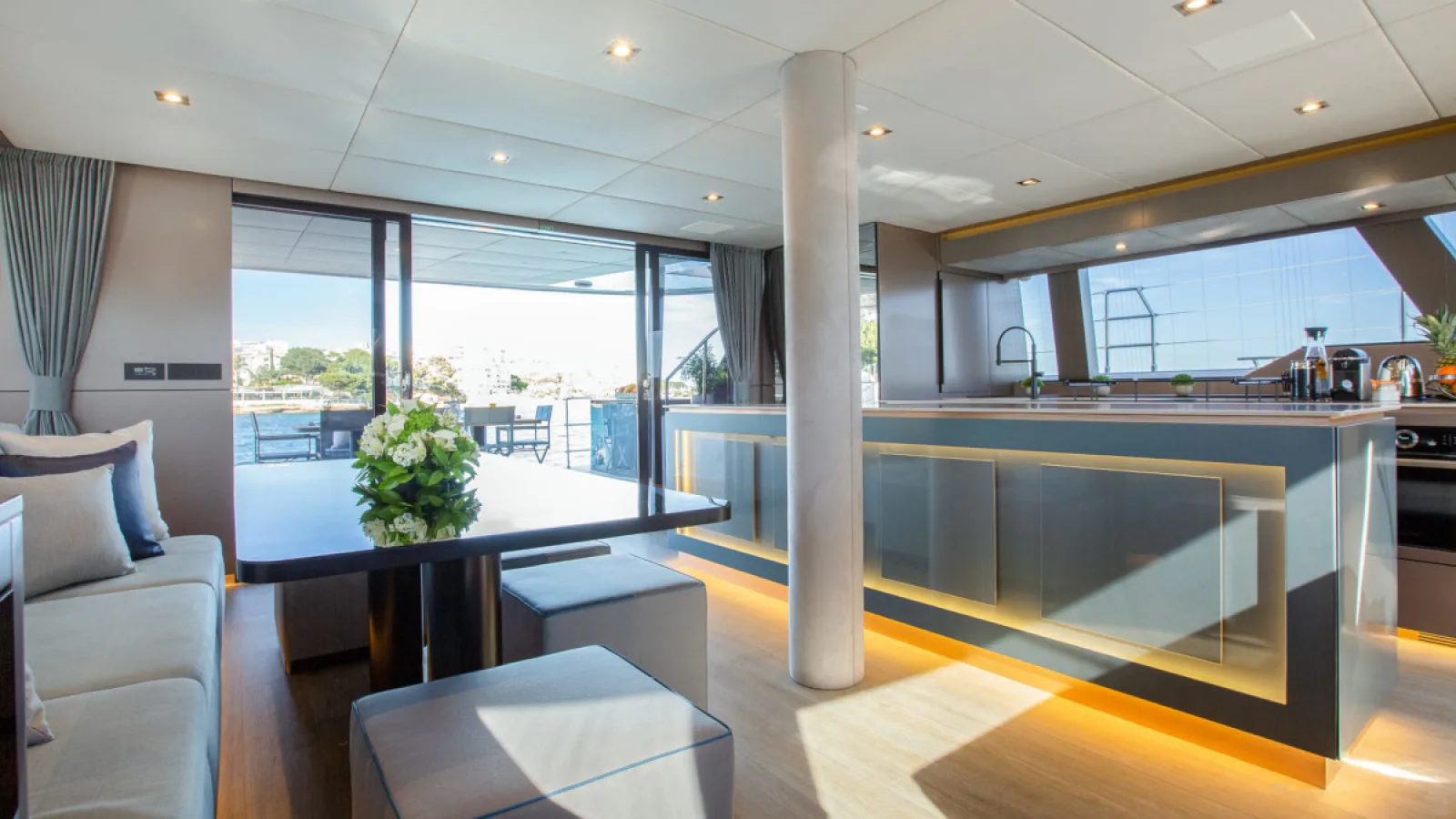 Bestboats SUNREEF 60 Sunbreeze – Boat Rental Mallorca