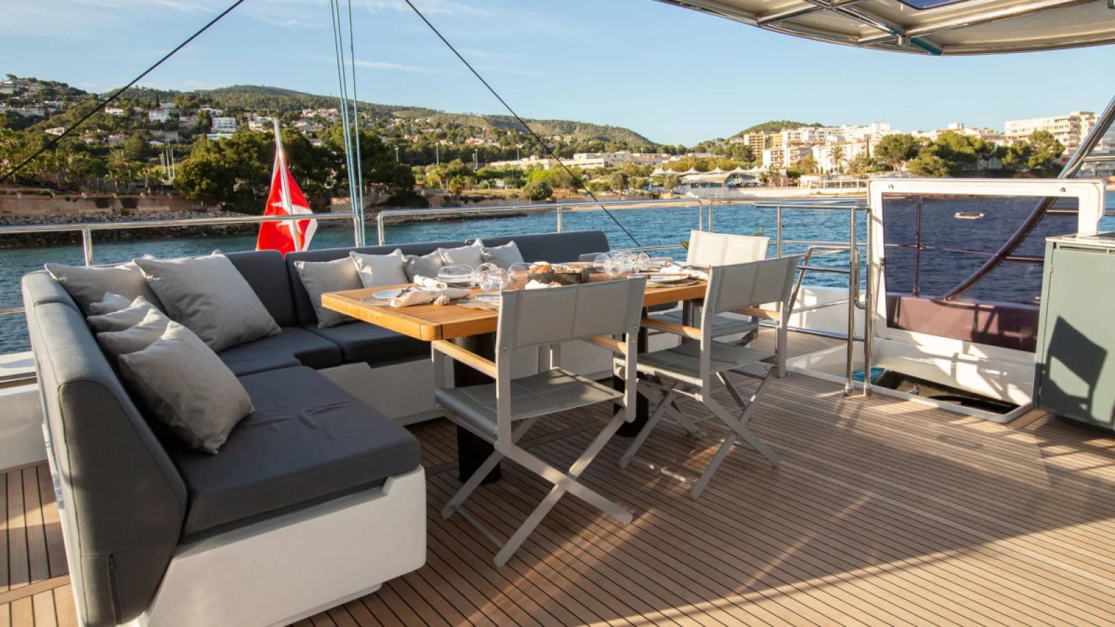 Bestboats SUNREEF 60 Sunbreeze – Catamaran Charter Mallorca