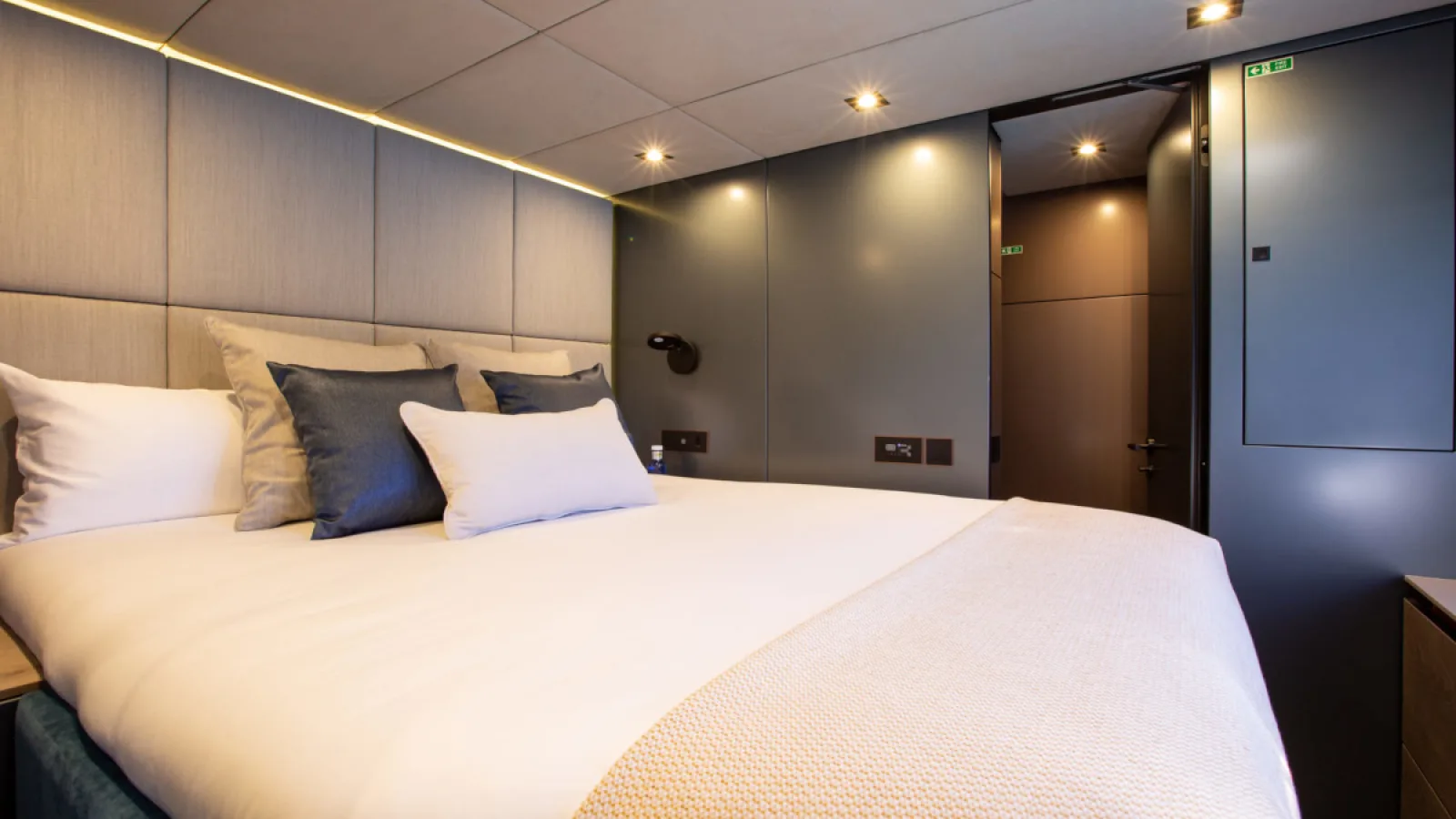 Bestboats SUNREEF 60 Sunbreeze – Luxury Catamaran Mallorca
