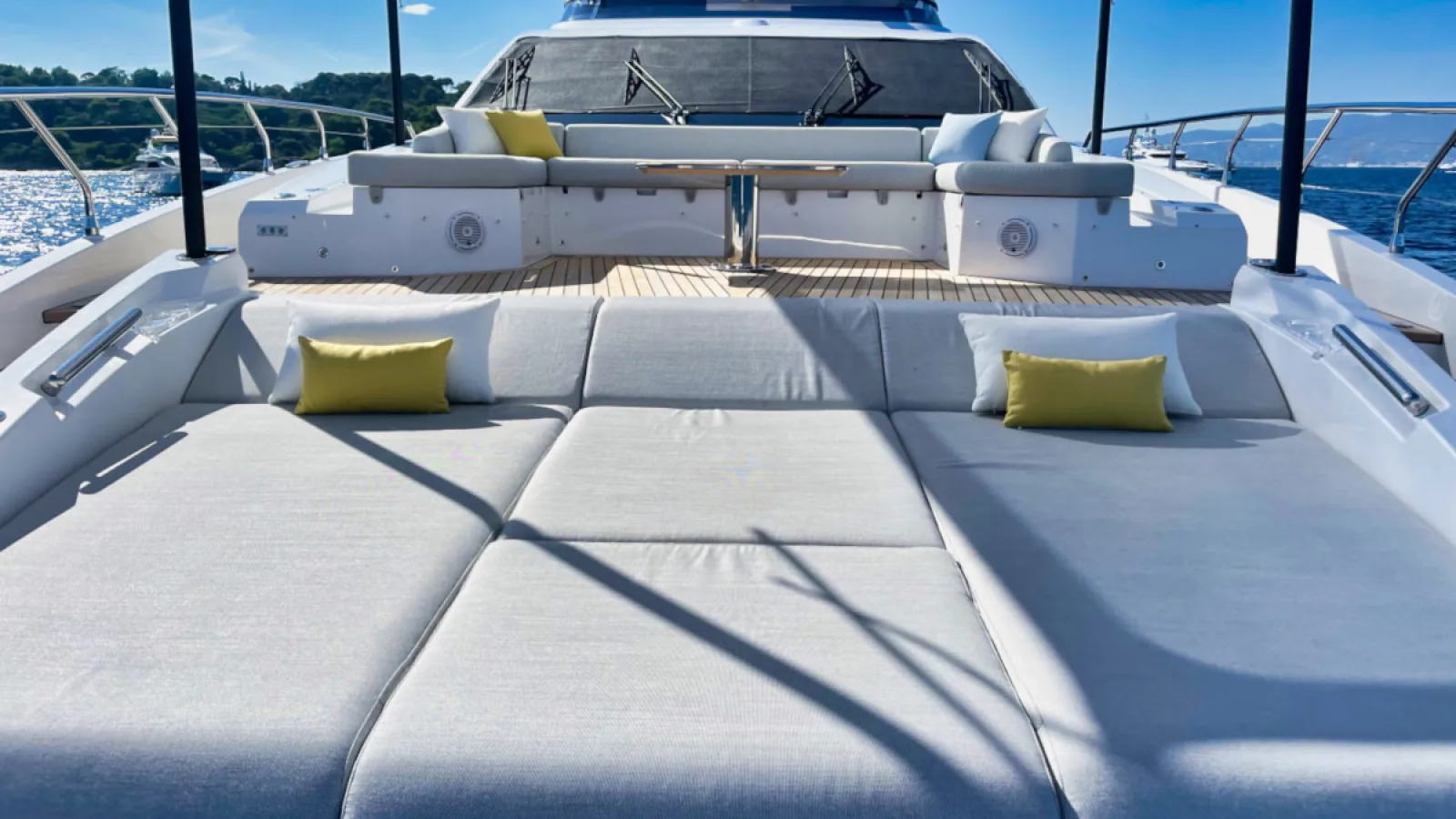 Bestboats AZIUMT GRANDE 27M Wave – Yachtcharter Mallorca