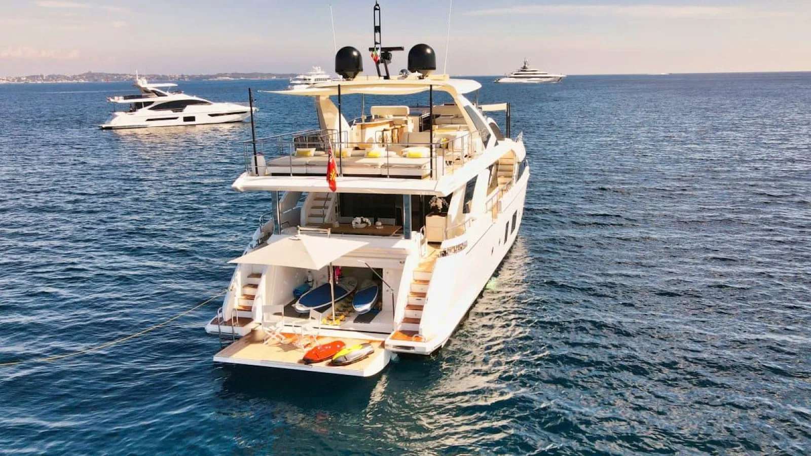 Bestboats AZIUMT GRANDE 27M Wave – Exklusive Yacht Mallorca
