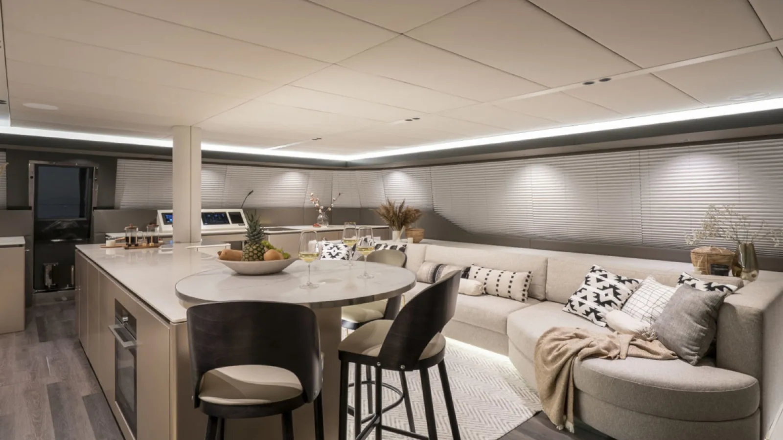 Bestboats SUNREEF 70 Yolo – Luxury Catamaran Mallorca