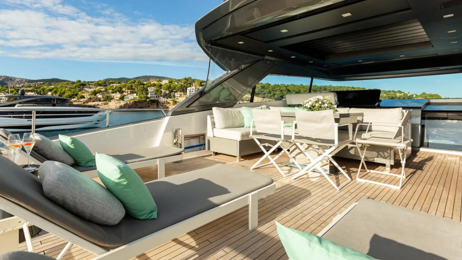 Bestboats SANLORENZO SX76 Cloud IX – Exklusive Yacht Mallorca