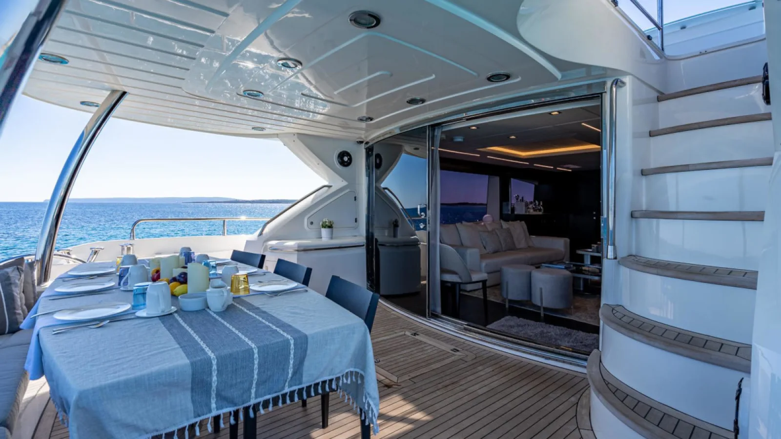 Bestboats SUNSEEKER 88 Mozz II – Luxusyacht chartern Mallorca