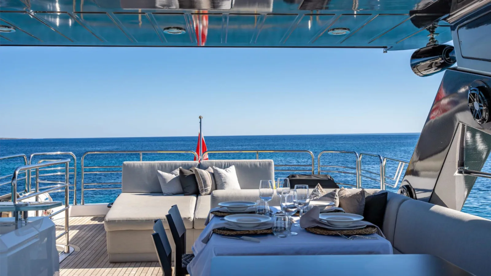 Bestboats SUNSEEKER 88 Mozz II – Luxus Yachtcharter Mallorca
