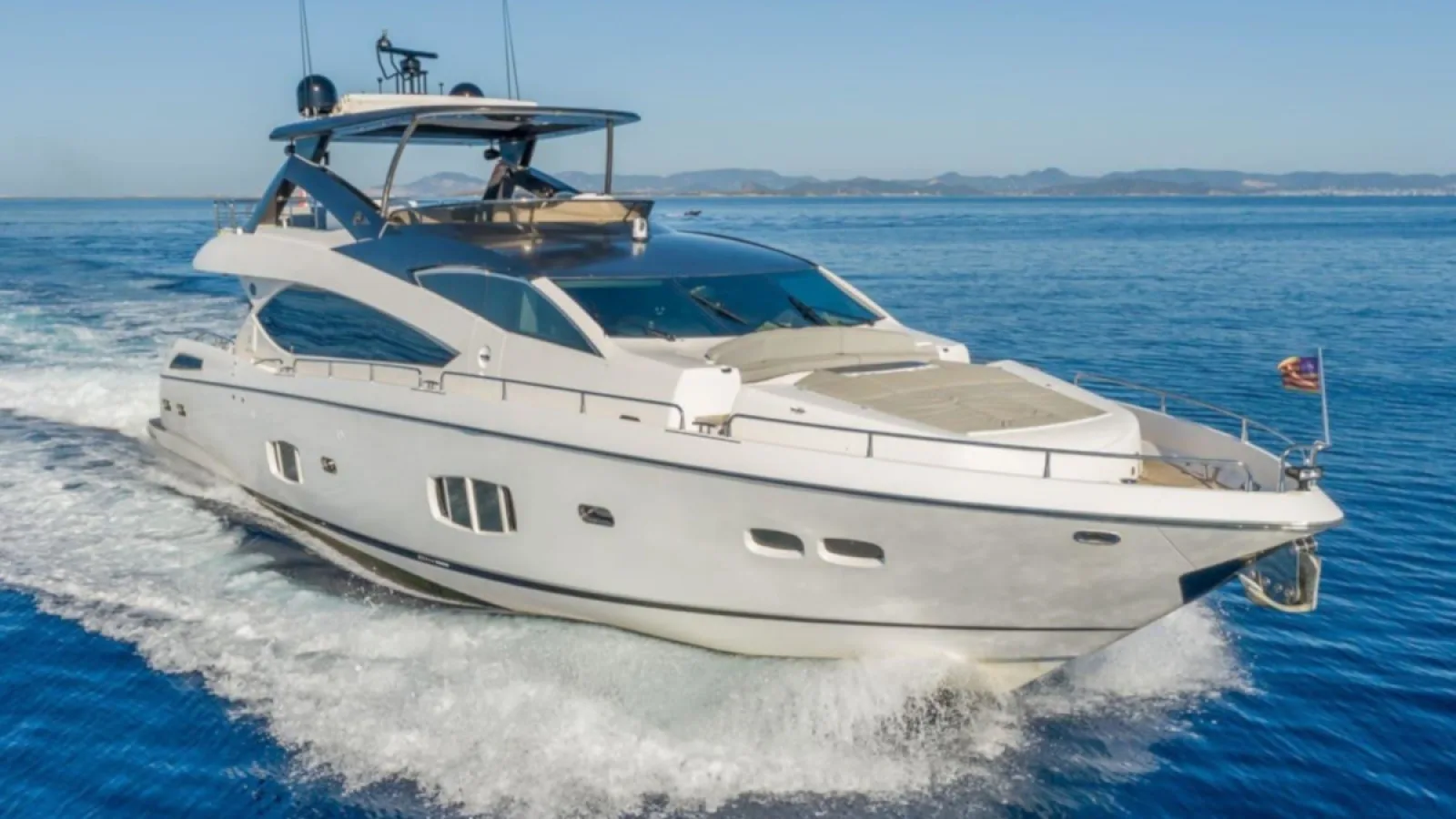 Bestboats SUNSEEKER 88 Mozz II – Yachtcharter Mallorca