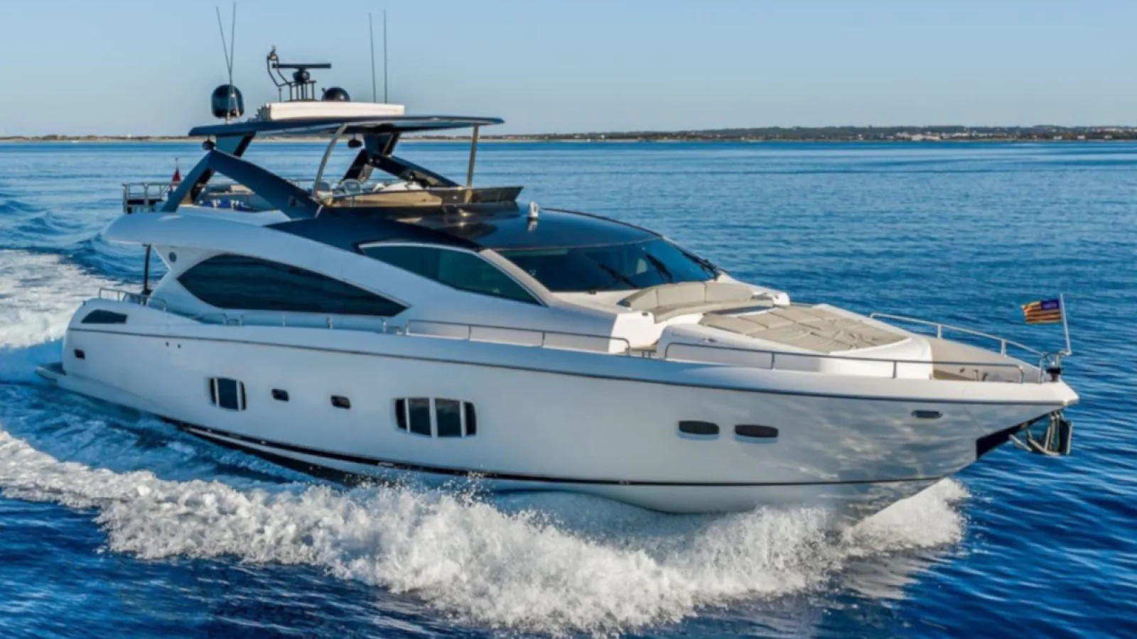 Bestboats SUNSEEKER 88 Mozz II – Charter Yate Lujo Mallorca
