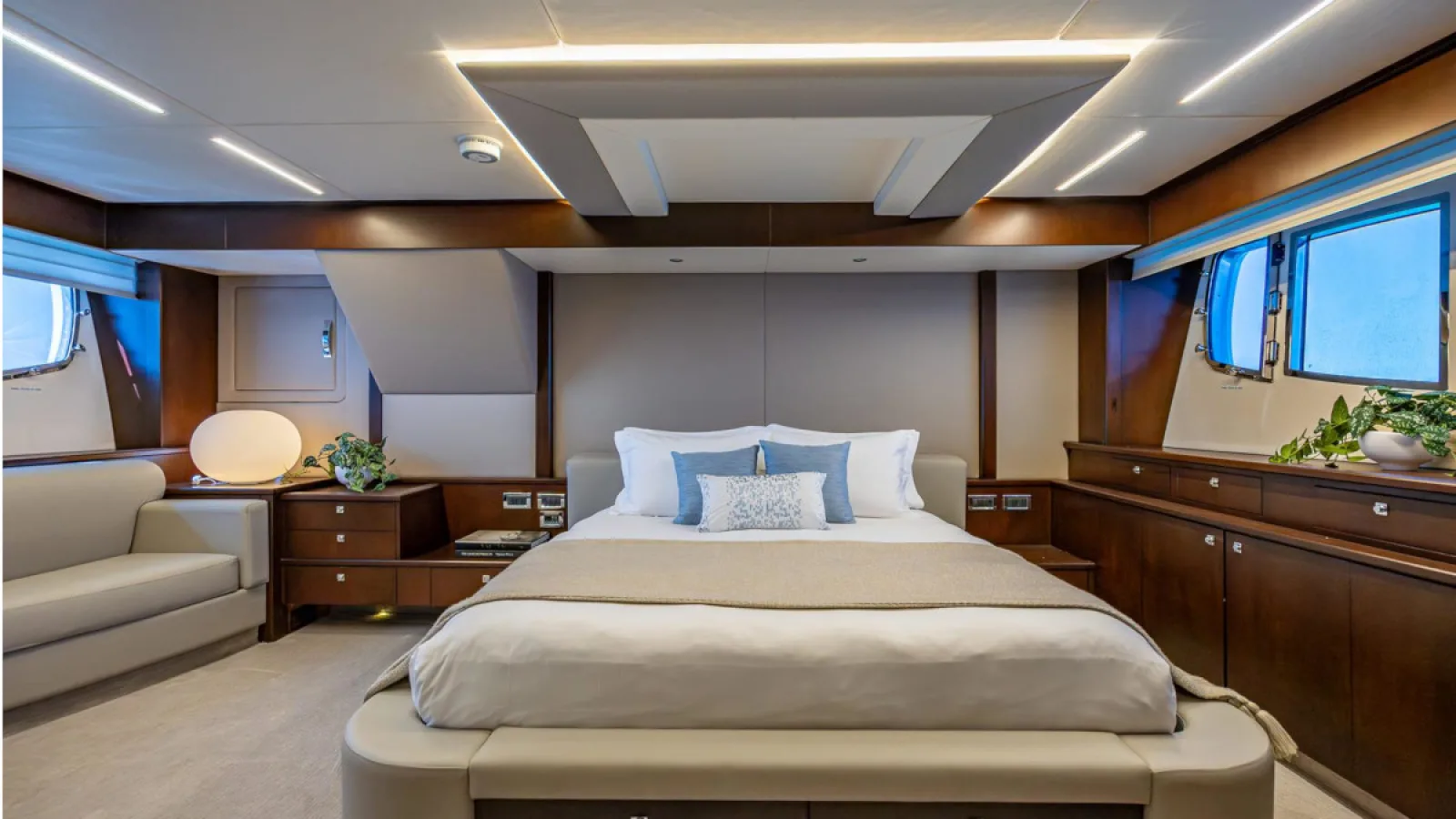 Bestboats SUNSEEKER 88 Mozz II – Exklusive Yacht Mallorca