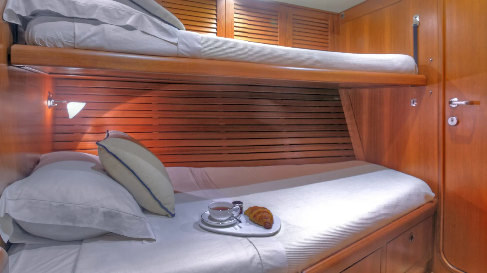 Bestboats NAUTOR`S SWAN Constanter – Segelyacht chartern Mallorca