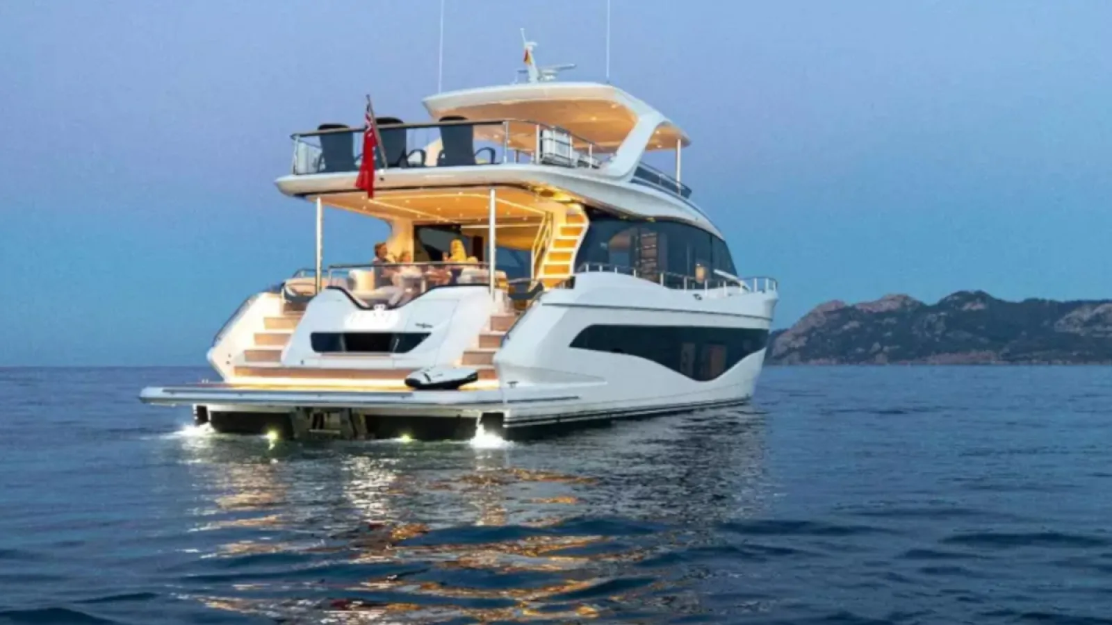 Bestboats PRINCESS Y80 Lumi – Private Yacht Mallorca