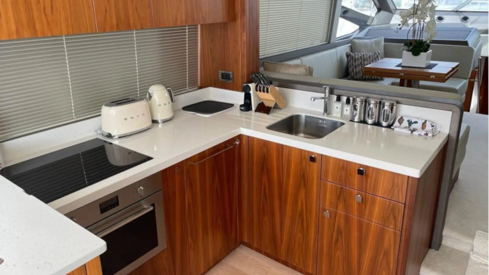 Bestboats SUNSEEKER MANHATTAN 52 Malibu – Alquiler Barco Mallorca