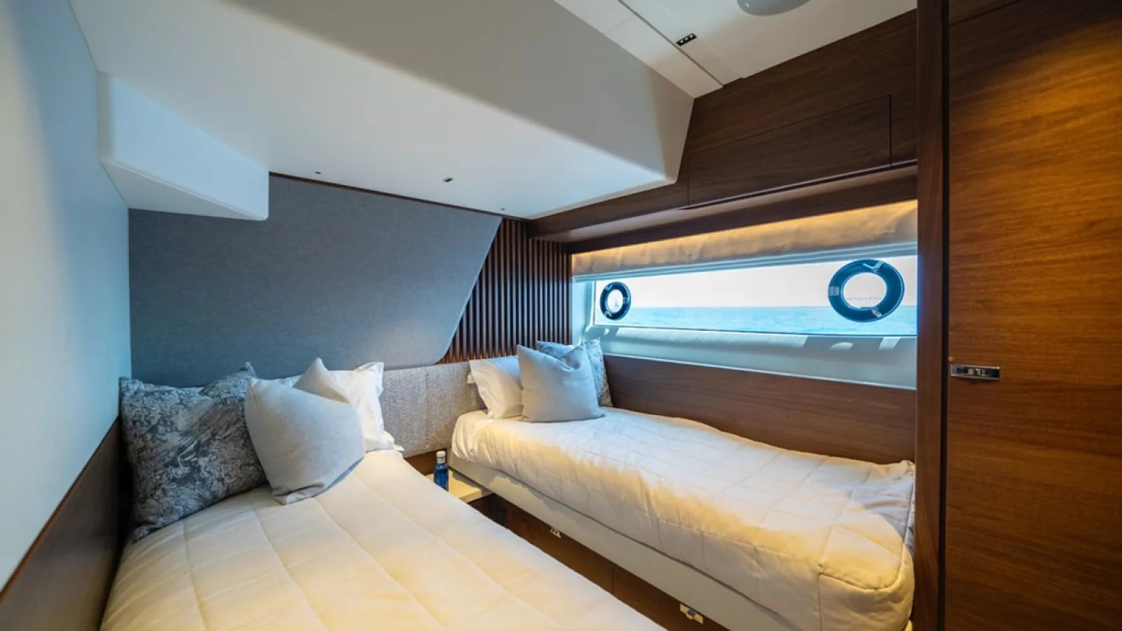 Bestboats PRINCESS S72 THE NEGOTIATOR I – Alquiler Yate Lujo Mallorca