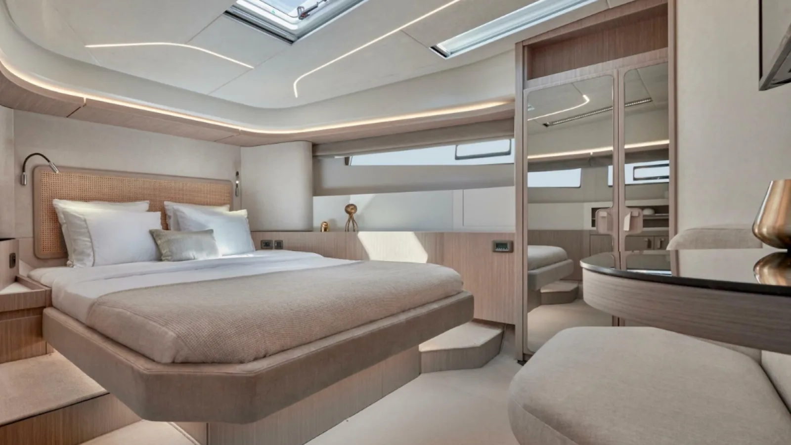 Bestboats PRESTIGE F4.9 LA FAMILIA – Boot mieten Mallorca