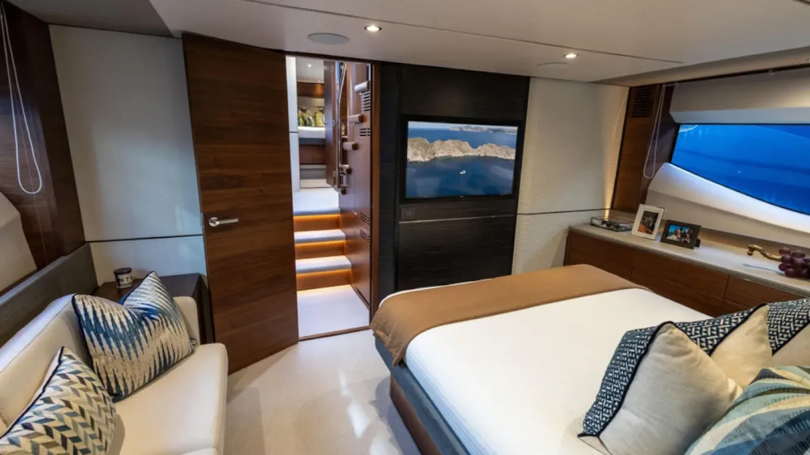 Bestboats PRINCESS S66 THE NEGOTIATOR – Boat For Sale Mallorca