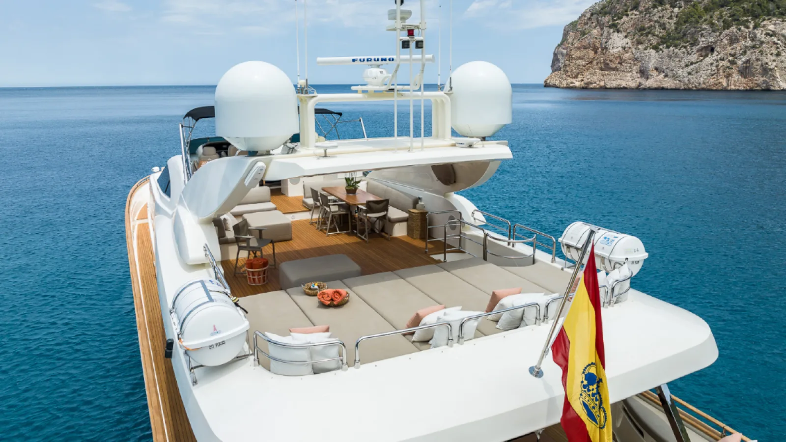 Bestboats ASTONDOA 102 GLX B4 – Private Yacht Mallorca