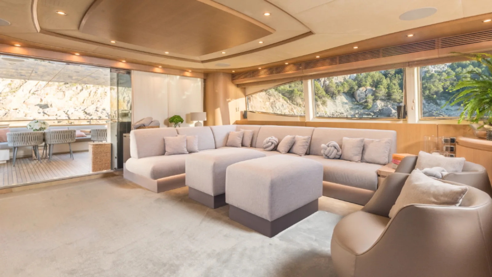 Bestboats ASTONDOA 102 GLX B4 – Exklusive Yacht Mallorca