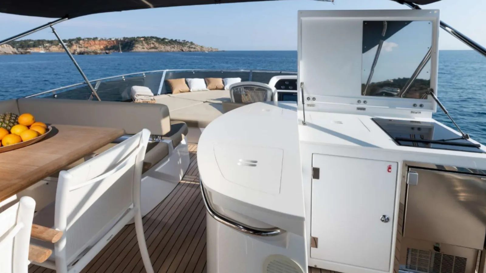 Bestboats SUNSEEKER MANHATTAN 70 CALA DI LUNA – Yacht Charter Mallorca
