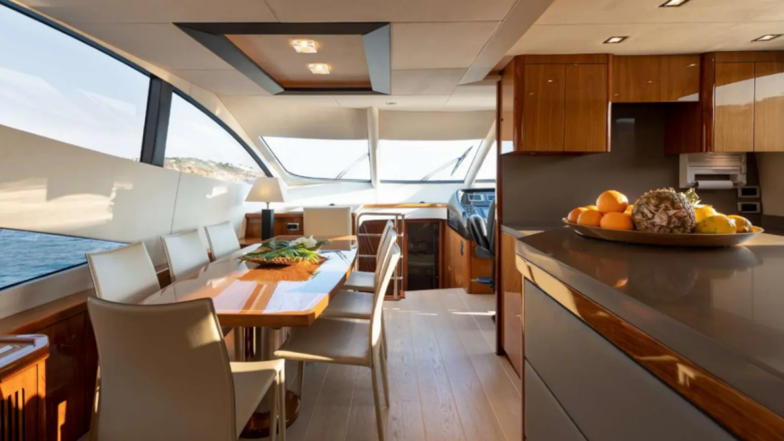 Bestboats SUNSEEKER MANHATTAN 70 CALA DI LUNA – Motor Yacht Charter Mallorca