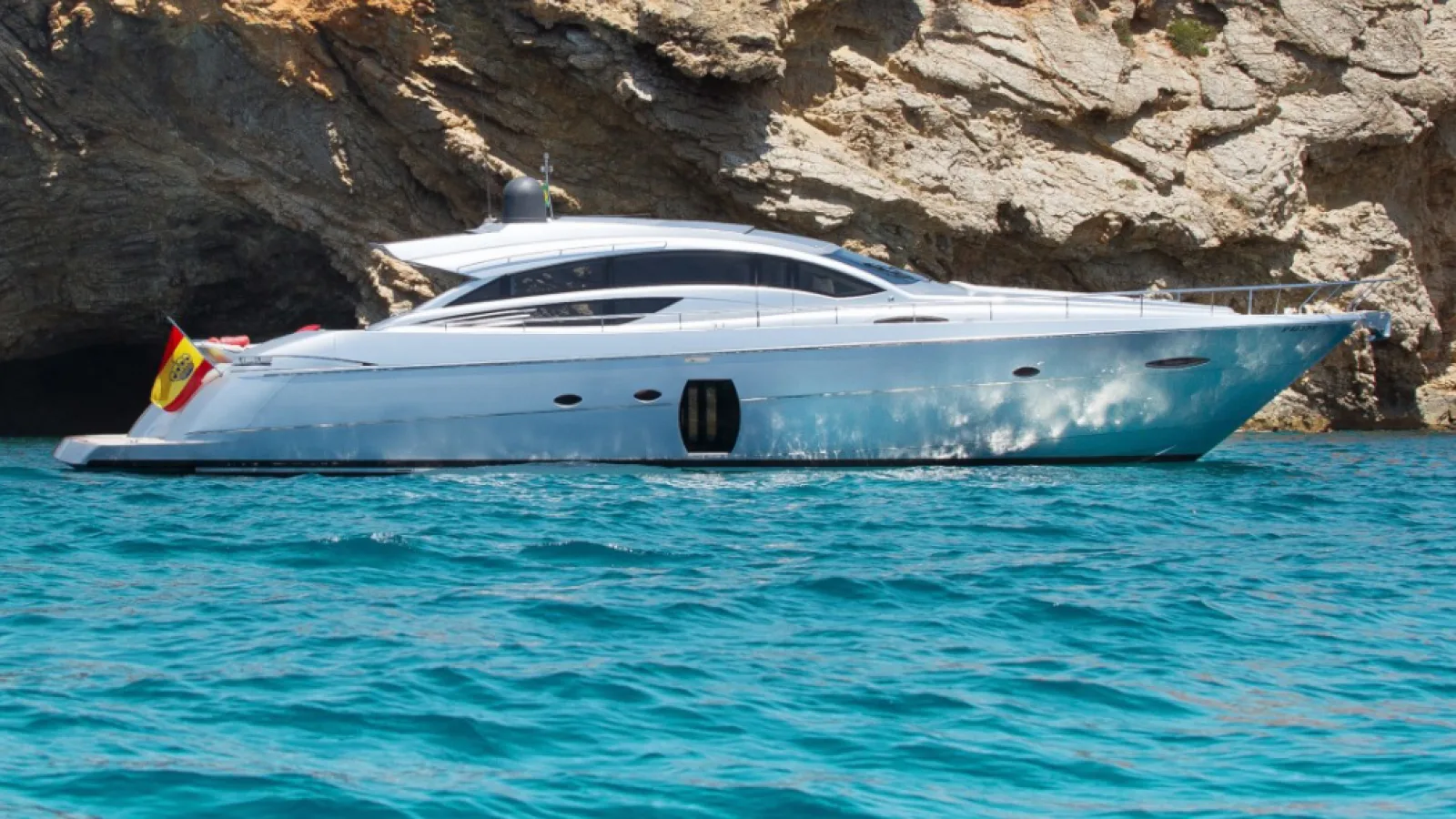 Bestboats PERSHING 72 Legendary – Motor Yacht Rental Mallorca