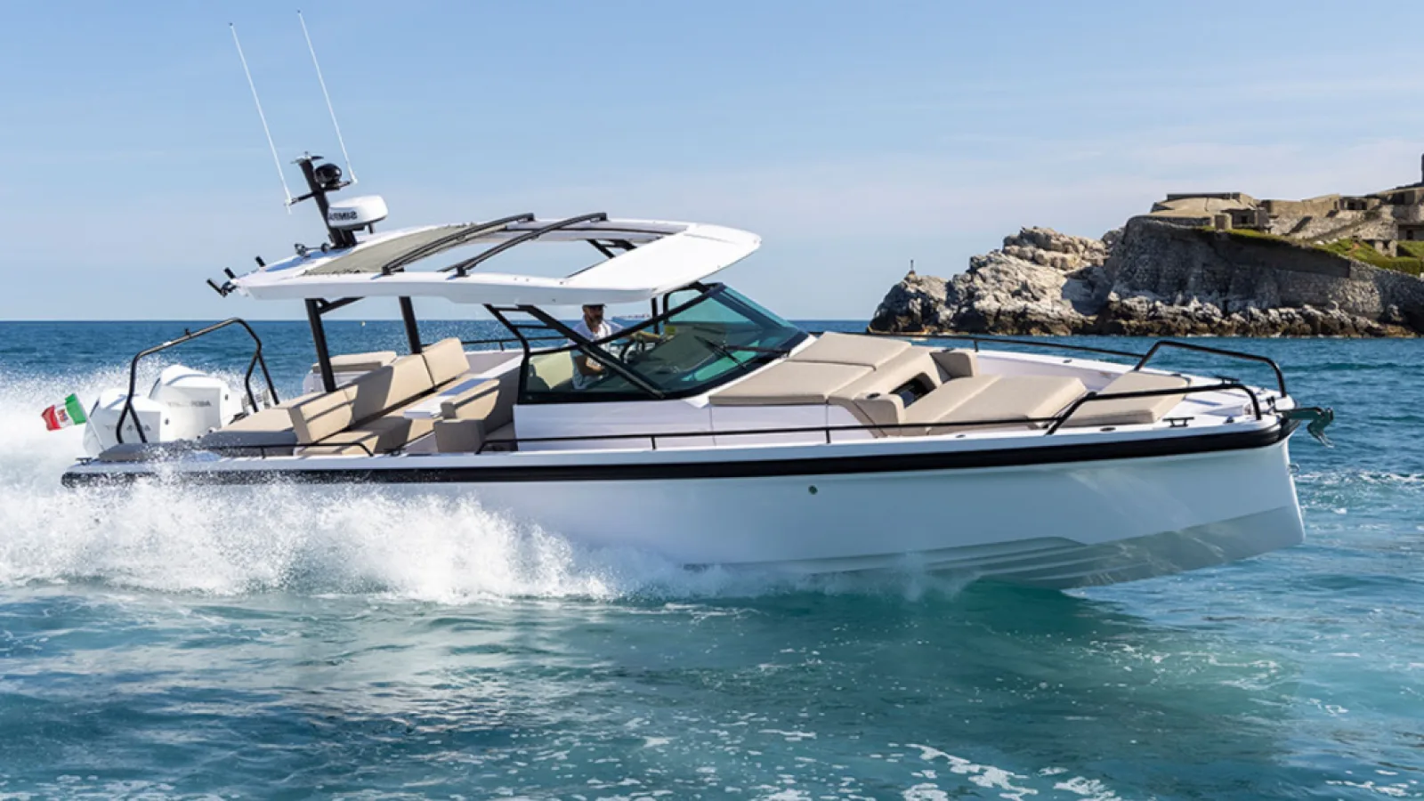 Bestboats AXOPAR 37 SUN TOP MEDITERRANA Level 33 – Yachtcharter Mallorca